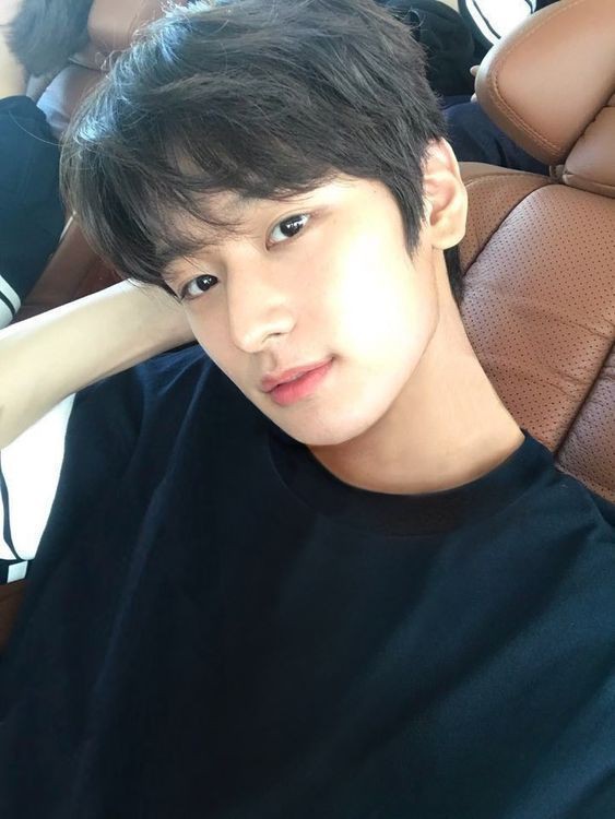 ethlic's tweet image. ️️️ ️
 ️️️
 ️️️

𝙆𝙖𝙠𝙖𝙤𝙏𝙖𝙡𝙠 to Pretty Bonnie (@yeothesang) :

¹ Bonnie. 
¹ I'll arrive soon to the airport.
¹ Can't wait to see you, hehe.
¹ [send a picture]

️️️ ️
 ️️️
 ️️️