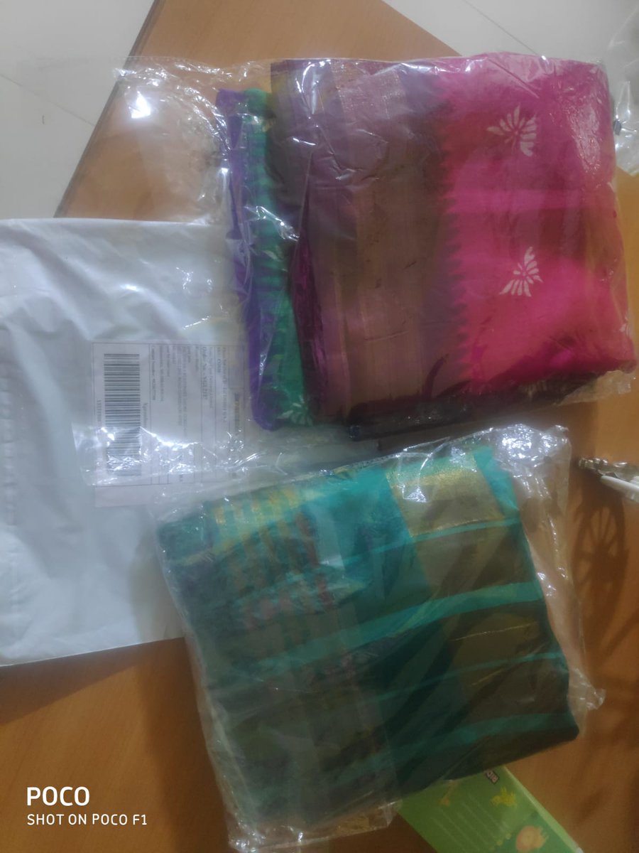 mrsjyotijain's tweet photo. @CybercrimeCID THEY ARE FRAUDS!!! NONE OF THE NUMBERS MENTIONED ON https://t.co/74wTLM80Eh WEBSITE DOES NOT WORK, THE DELIVERED WRONG FLIMSY PRODCTS AND NOW ARE NOT ANSWERING MY EMAILS AND PHONE CALLS. SHARING SCREEN SHOT OF THE PRODUCTS DELIVERD AND THEIR FAKE CONTACT DETAILS https://t.co/YUmfUGVg19