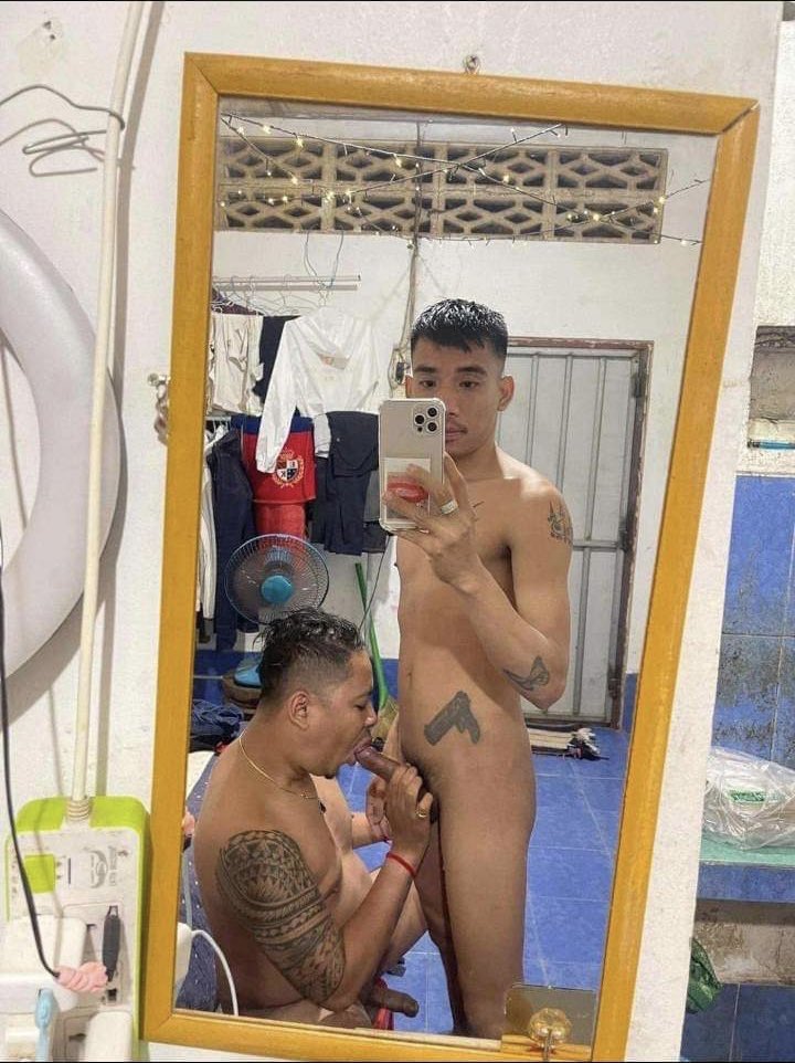 P3U018's tweet photo. ស្គាល់គាត់ហេស វិតដេអូវិញញាក់សាច់ https://t.co/MUupxx0h0i