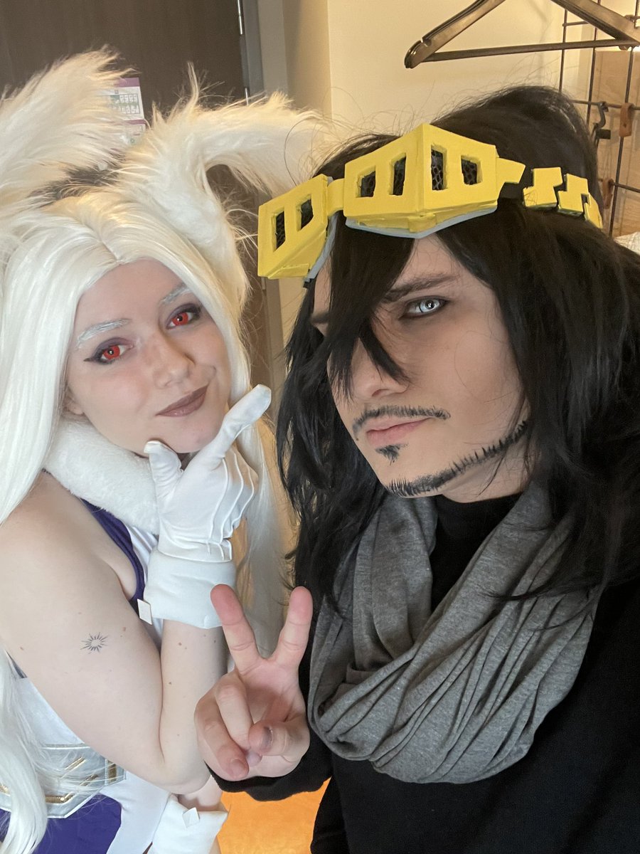 Ready for megacon day 1! See you guys there ✨✨ 
.
#cosplay #cosplayer #ukcosplayer #megacon #comiccon #birminghamcomiccon #necbirmingham #mha #bnha #aizawa #mirko #myheroacademia #bnhacosplay