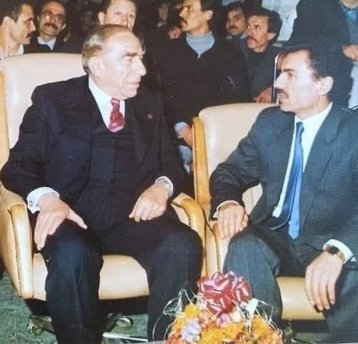 m_gktass's tweet photo. Vatanı biz sevdik,edebiyatını onlar yaptı! Vefatının sene-i devriyesinde Şehit Başkan Muhsin Yazıcıoğlu'na rahmet ve dua ile...🇹🇷🇹🇷🇹🇷
#muhsinyazicioglu
#basbugturkes https://t.co/Xx6Z6Nni7h