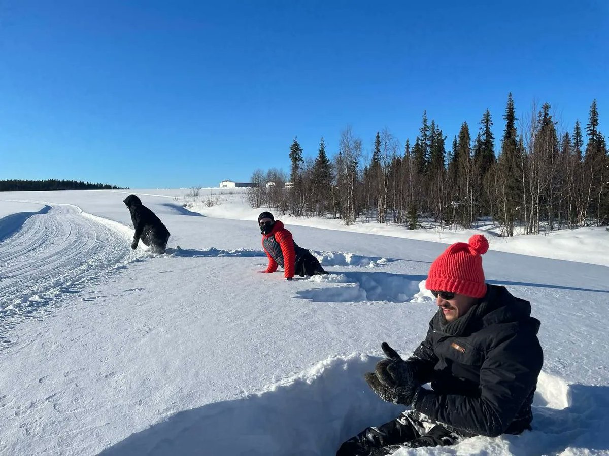 Between testing our team is also enjoing the beatiful swedish winter 😍 ❄️ 3 out of 6 Tests are done and #Daedalus2 is on track for the launch! Stay tuned for the launch on #REXUS 29 next week! 🚀