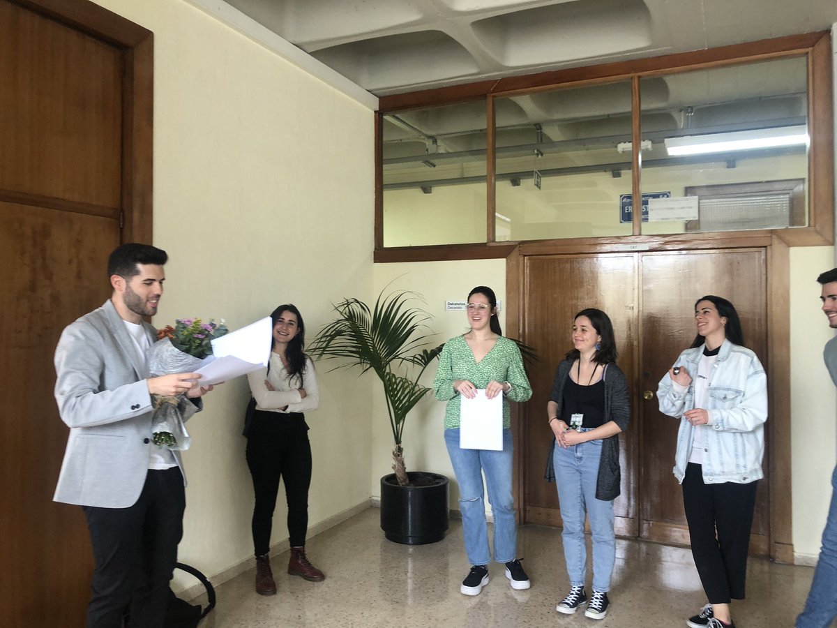 Yesterday <a href="/GFranR/">Fran</a> did a wonderful defense of a PhD, really proud of him! And thank you to the committee for a great discussion and all the ideas! <a href="/MJPerugorria/">Matxus Perugorria</a> <a href="/CUBEROlab/">Javier Cubero</a> <a href="/rirmacias/">Rocío IR Macías</a>