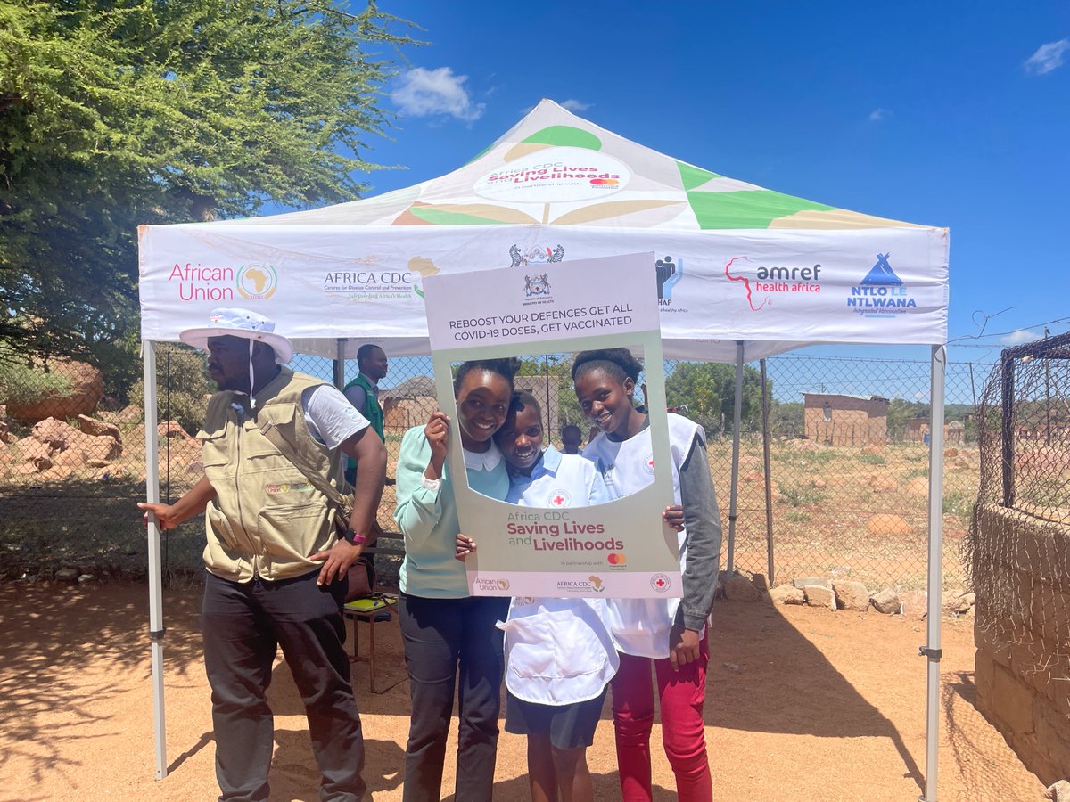 Dottienjagi's tweet photo. The highlight for me was the interactions with social mobilizers to understand the strategies they apply in #demandgeneration for #covid19 vaccine while reducing vaccine hesitancy in their communities. #Getvaccinated #HealthCommunications #C4D https://t.co/yC26njxrIB