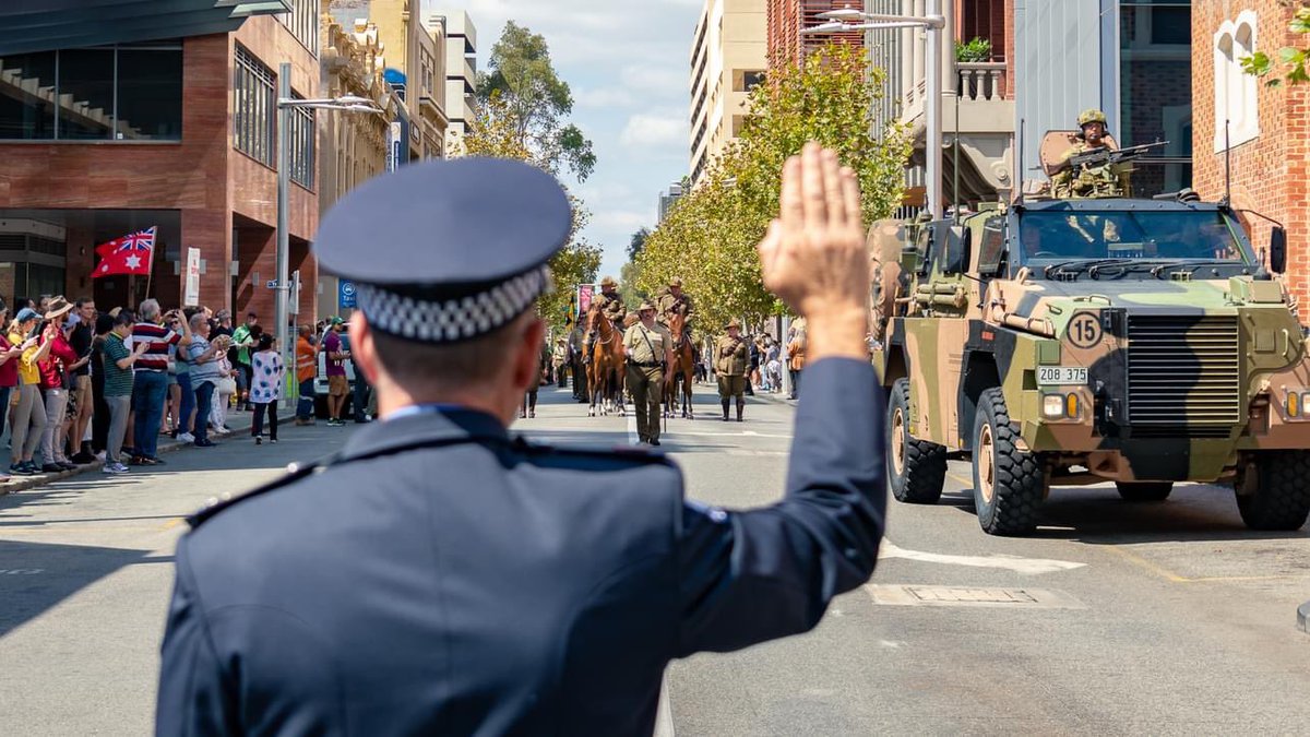 Chris Sharp tweet media