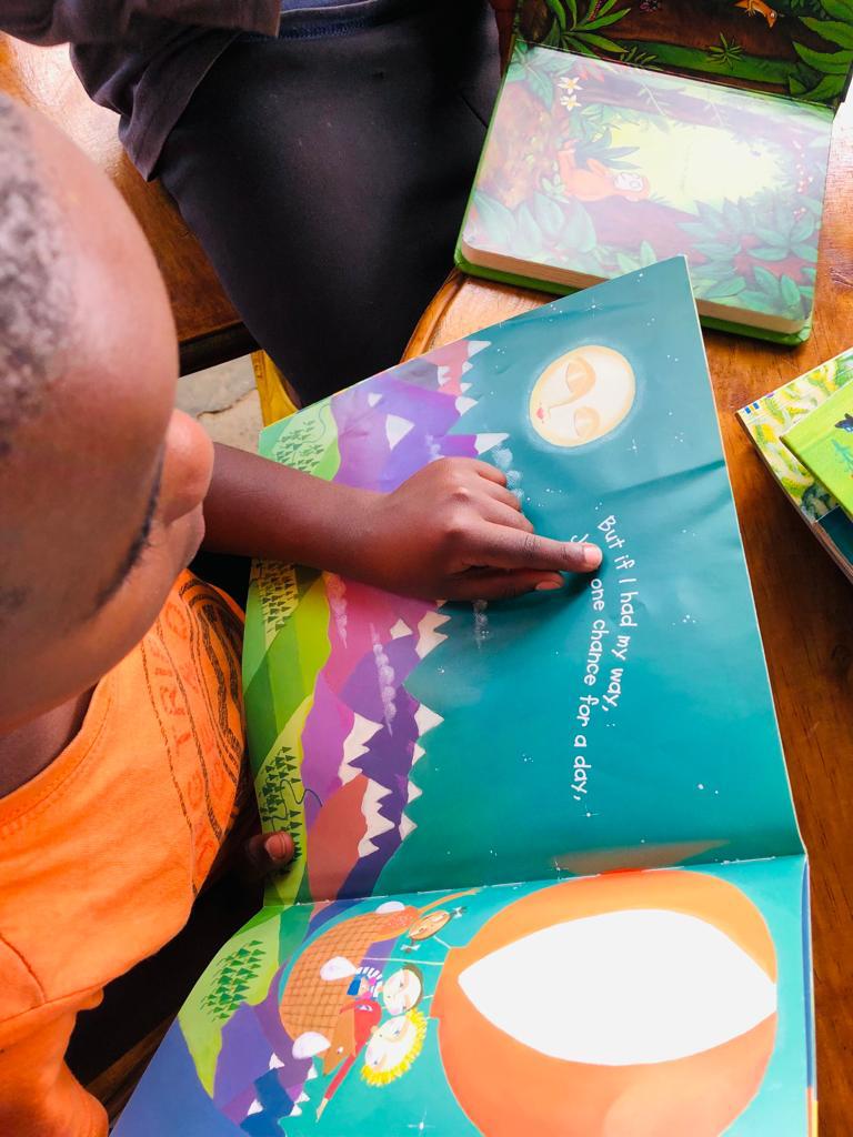 IVOMO4's tweet image. Saturday kid&apos;s program, we read, we learn, we play #kinyagaheritage #kidsprogram