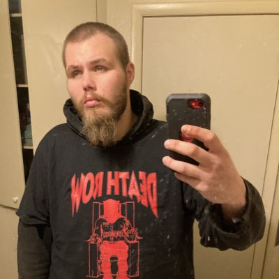Hunter7092101's tweet photo. #NewProfilePic https://t.co/ger1l8PIdG