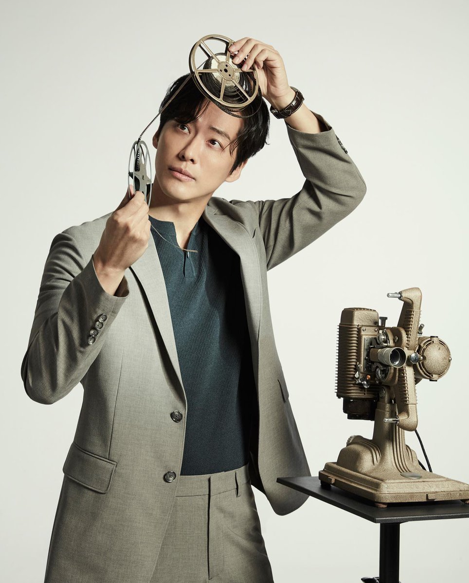 min_koongsu's tweet photo. <Studio Indian>
#moss #mosscreative #23ss #indian #남궁민 https://t.co/UO3i99T25M