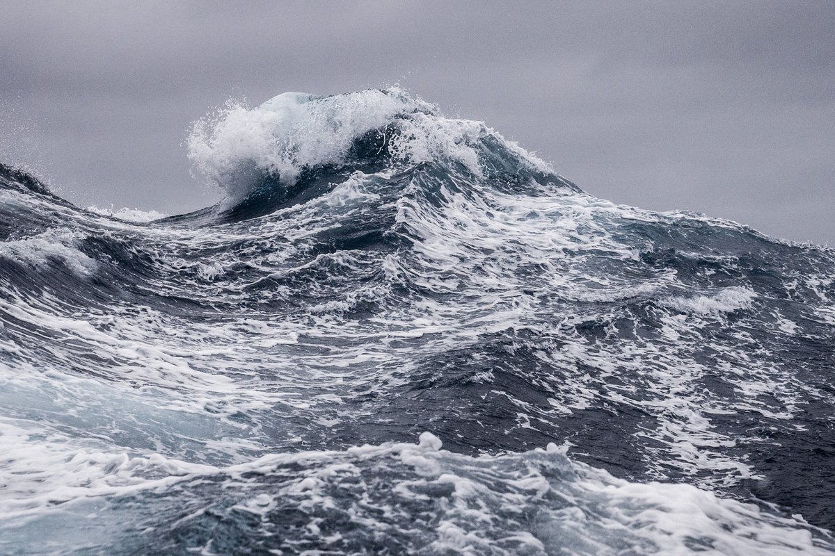 theoceanrace's tweet photo. The fleet is experiencing some harsh Southern Ocean conditions with massive waves and 40+ knots of wind...
But the Horn is less than 1,000nm away and conditions should get nicer after!

📷 Julien Champolion / @TeamHolcimPRB &amp; Amory Ross / @11thHourTeam https://t.co/ewnH0L7rPC