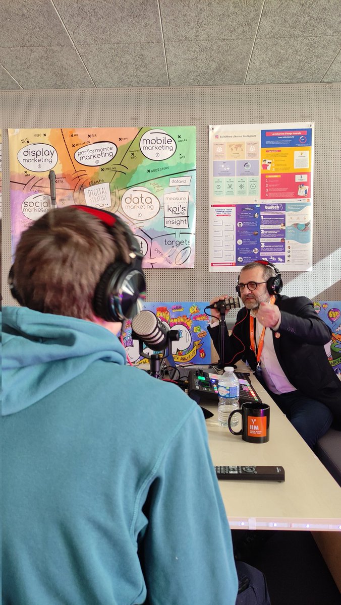 MedinaKone's tweet photo. Journée Porte Ouverte à l'@IIMparis . Découvrez la 1ere école du #numerique ! Voici @Corto13 avec un candidat testant le pouvoir de la voix
Hors #parcourssup : #communication #marketingdigital #3d #jeuvideo #coding #devweb #creation #design #gaming #jpoiim #cdeb https://t.co/8jxsTTqwjA
