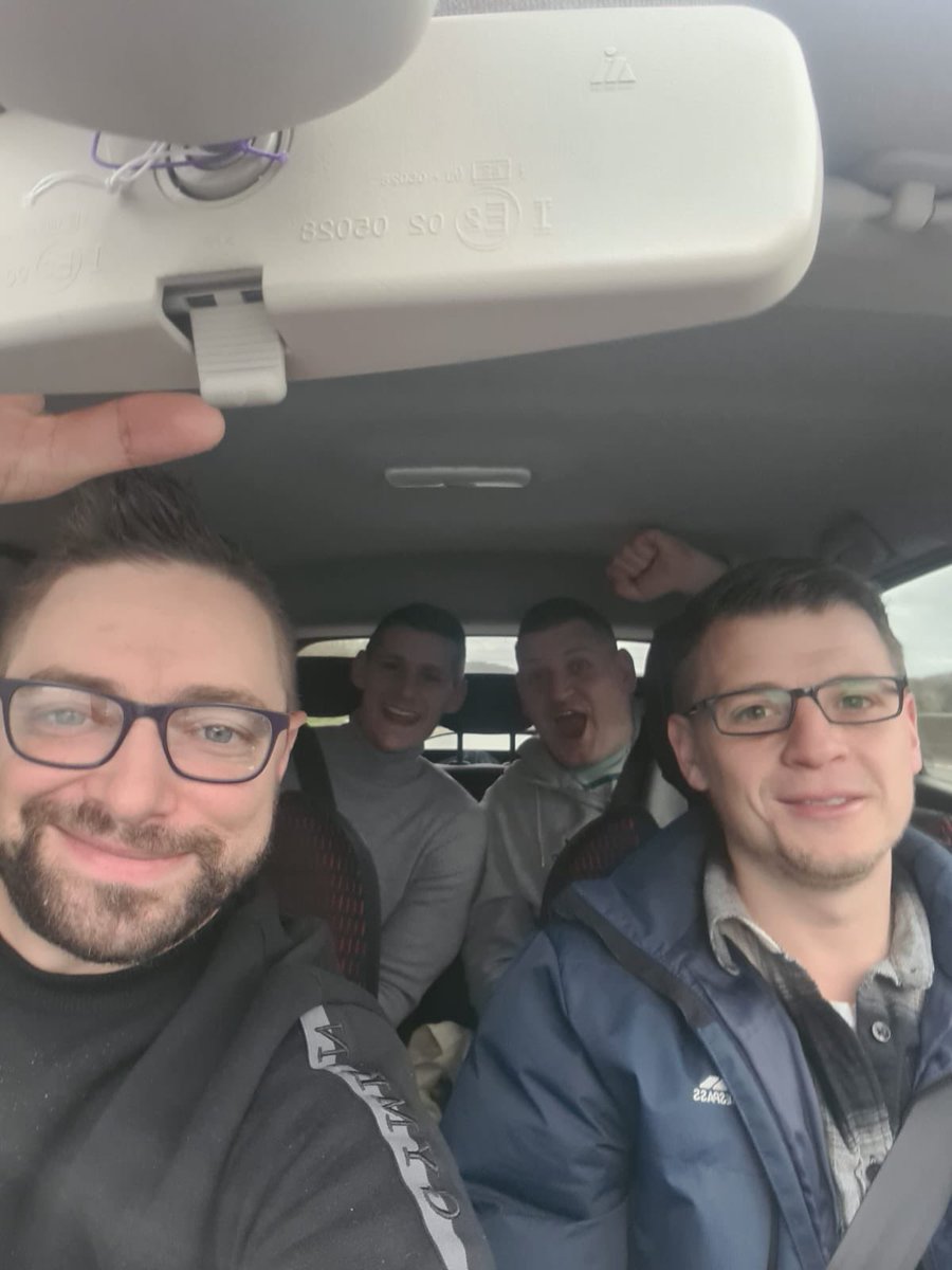 djones211's tweet photo. @bromleyfc on our way to Yeovil. Come on Bromley #BromleyFC https://t.co/rQdEf0MU7I