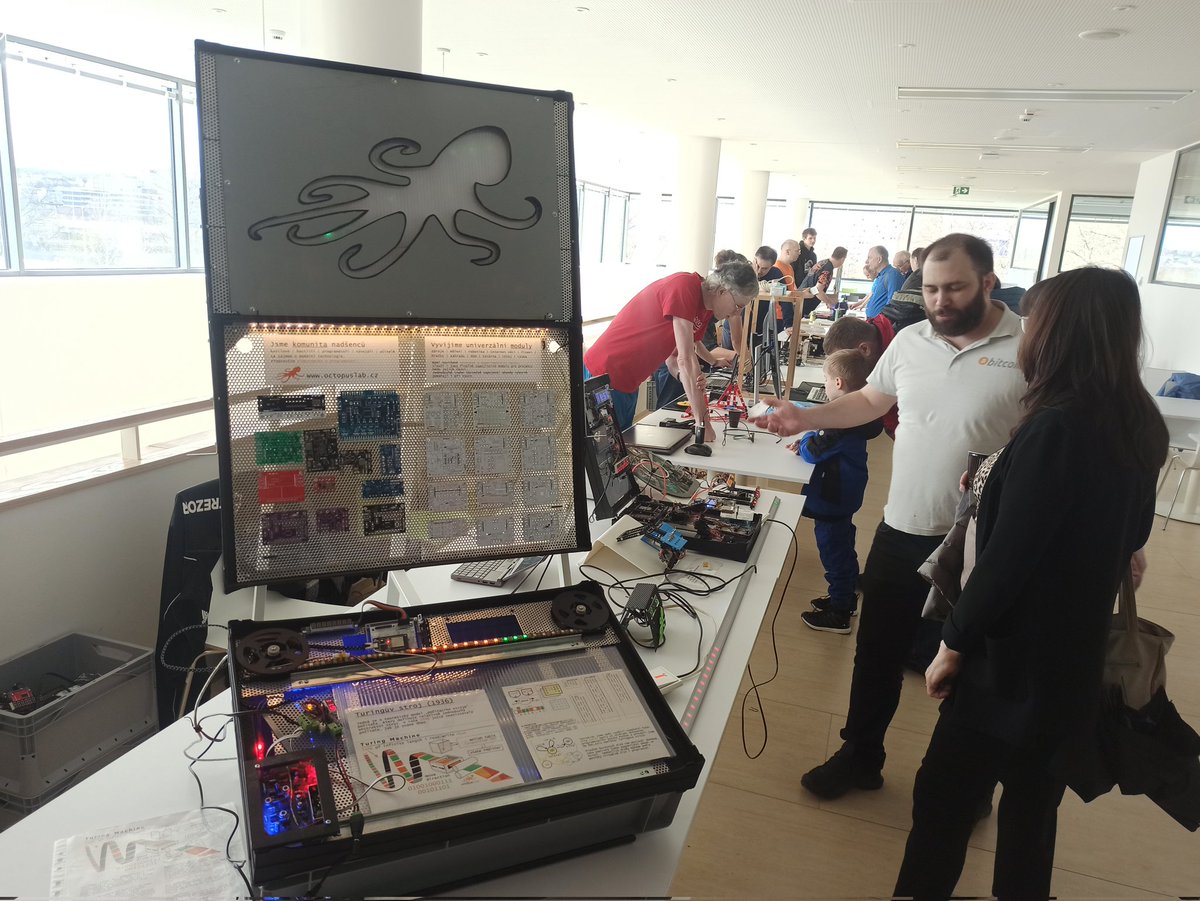 LabOctopus's tweet image. #arduinoday #arduino #esp32
Jsme tu. Dorazíte ještě někdo? Do cca 15:30
robodoupe.cz/2023/arduino-d…
