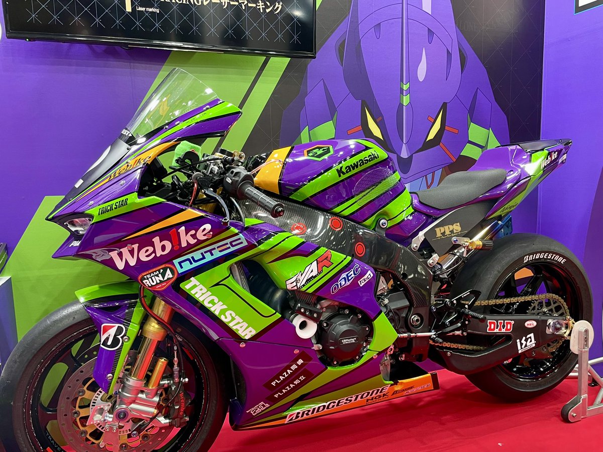 bike_ev's tweet photo. エヴァ仕様
EVA-01かっこいい

#モタサイ
#バイクでつながる 
#東京モーターサイクルショー https://t.co/PF6YB1dUhk