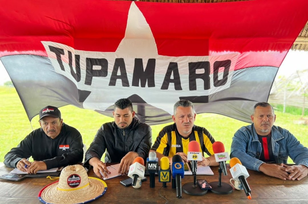 Mira_Venezuela's tweet photo. En rueda de prensa desde @MonagasMRT_ @Tupa_Esteban
Sec. Nal. de Organización indicó:
“La tarea es avanzar y afianzar el trabajo de producción popular, aportando al gran esfuerzo que viene realizando el Presidente @NicolasMaduro”
#GiraOrientalMRT2023
#VenezuelaContraLaCorrupcción https://t.co/WwvZiSodr6