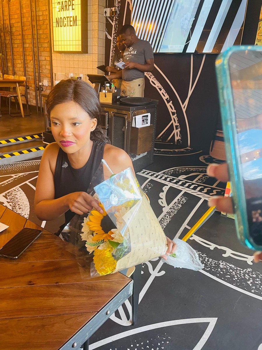 yolie6069's tweet image. We had an intimate dinner with Nelisa yesterday it was beautiful 🔥🔥❤️❤️
NELISA THE TOPIC 
#NelisaMsila #BBTitans