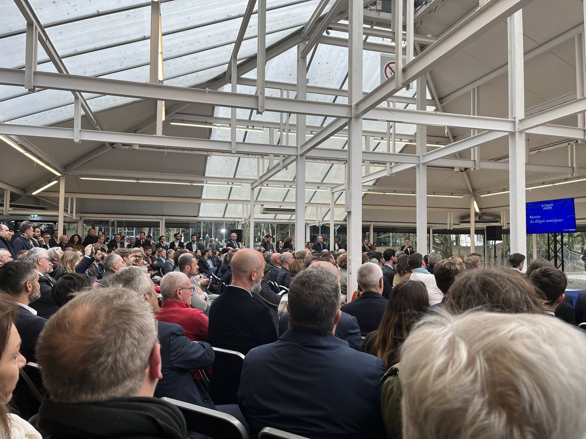 C’est parti pour une journée de congrès avec <a href="/EPhilippe_LH/">Edouard Philippe</a> et les amis d’<a href="/HorizonsLeParti/">Horizons</a>  

#horizonscongrés #parcfloral