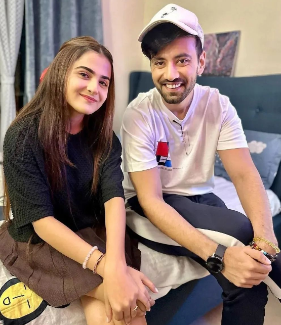 BtownKi's tweet photo. #Devir after so long 😍
@debattama_sah @karanvirsharma

#debattamasaha #debattama #rajvirsharma #shaukhi #shauryaauranohikipremkahani #tvactor #tvceleb https://t.co/c28MVOZbRl