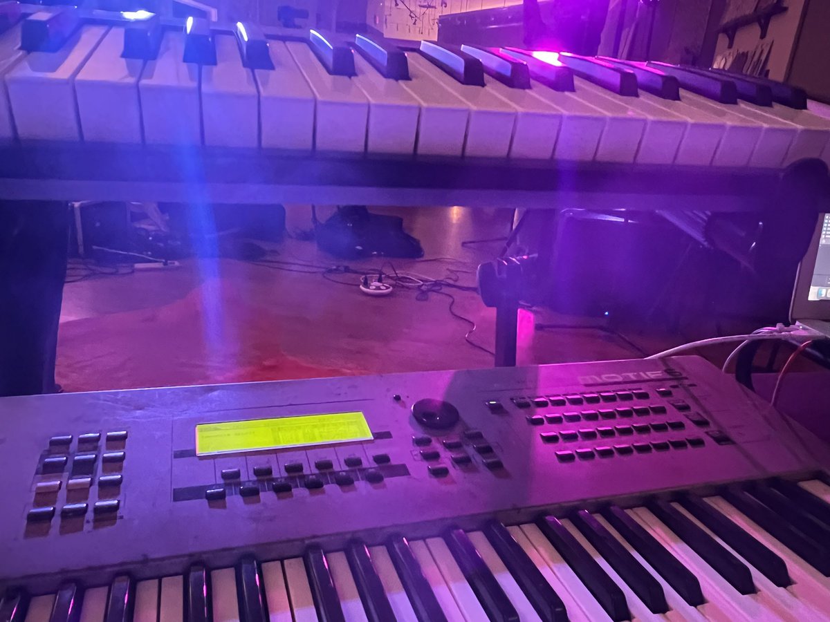 mlwmusicllc's tweet image. #RVA recording with @JohnnyLeeLong1 #StonyPoint