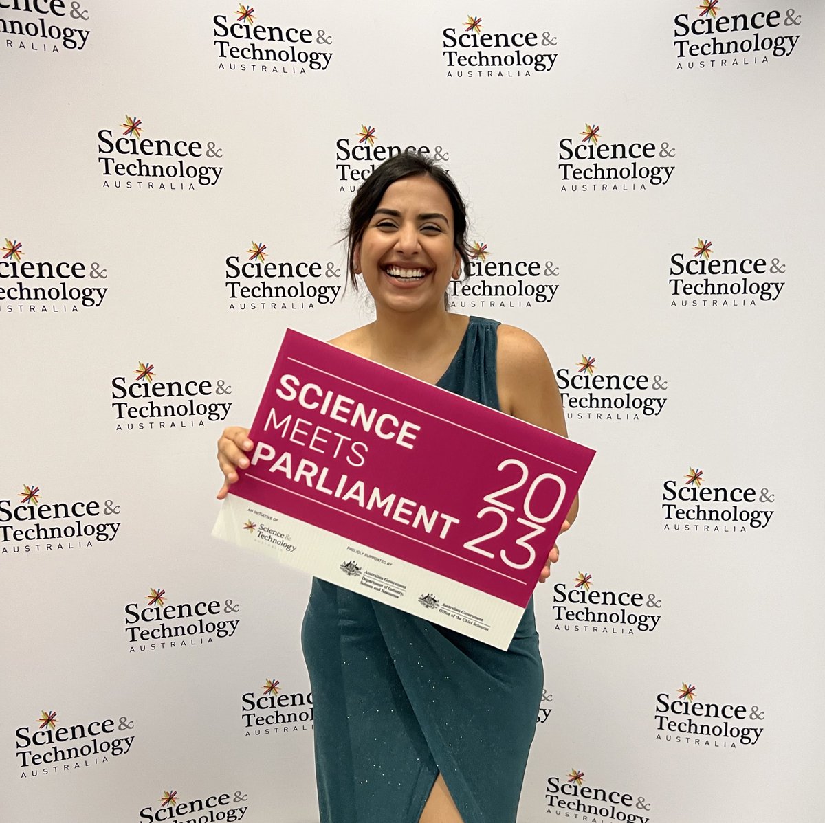 Thank you @ScienceAU for the experience that #SMP2023 was! Met with @ChaneyforCurtin , networked with new faces and learnt about opportunities at the intersection of science, policy, defence, industry and academia. Thanks @reNEW_Global for funding and @the_ASSCR for supporting!