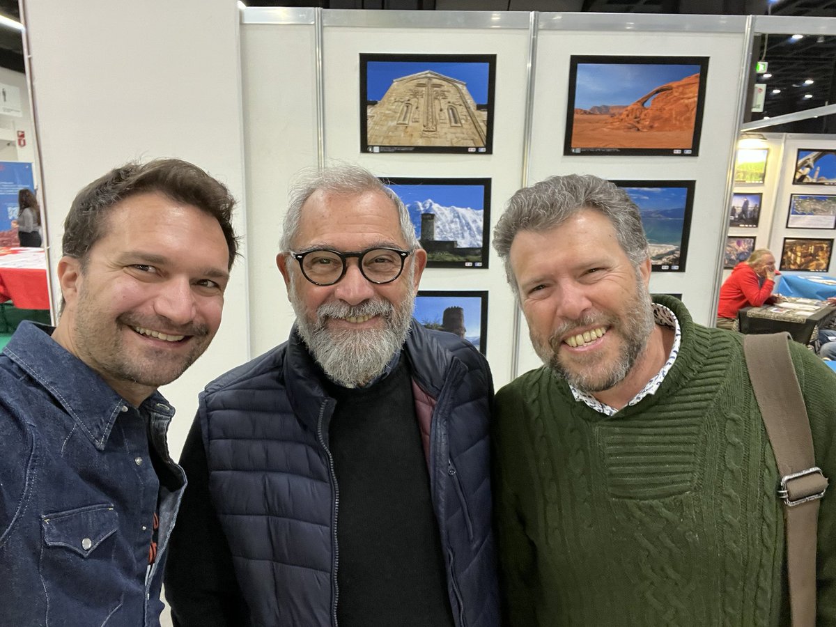 Autori in fiera <a href="/francofaggia/">Franco Faggiani</a> <a href="/Franz_XRUN/">Franz Rossi</a> 
<a href="/Falacosa_Giusta/">Fa' la cosa giusta!</a>