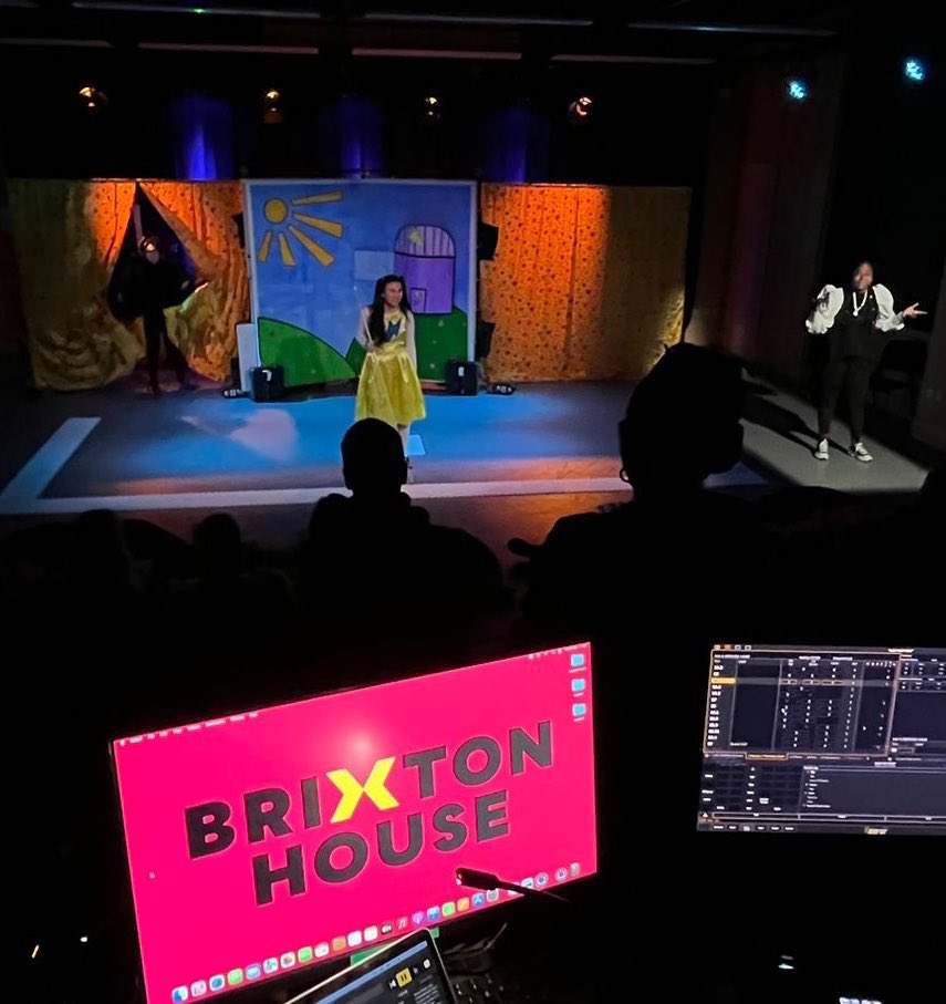 Simply Smiley tweet media