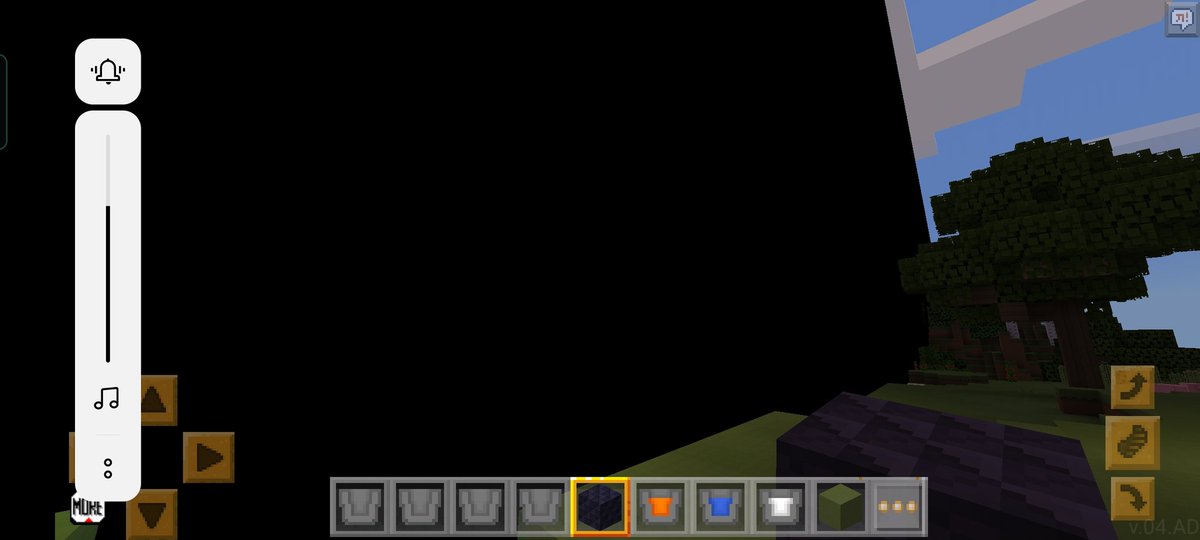 Navikhan8006's tweet photo. Someone tell what's that in lokicraft https://t.co/EgSxcazVb6