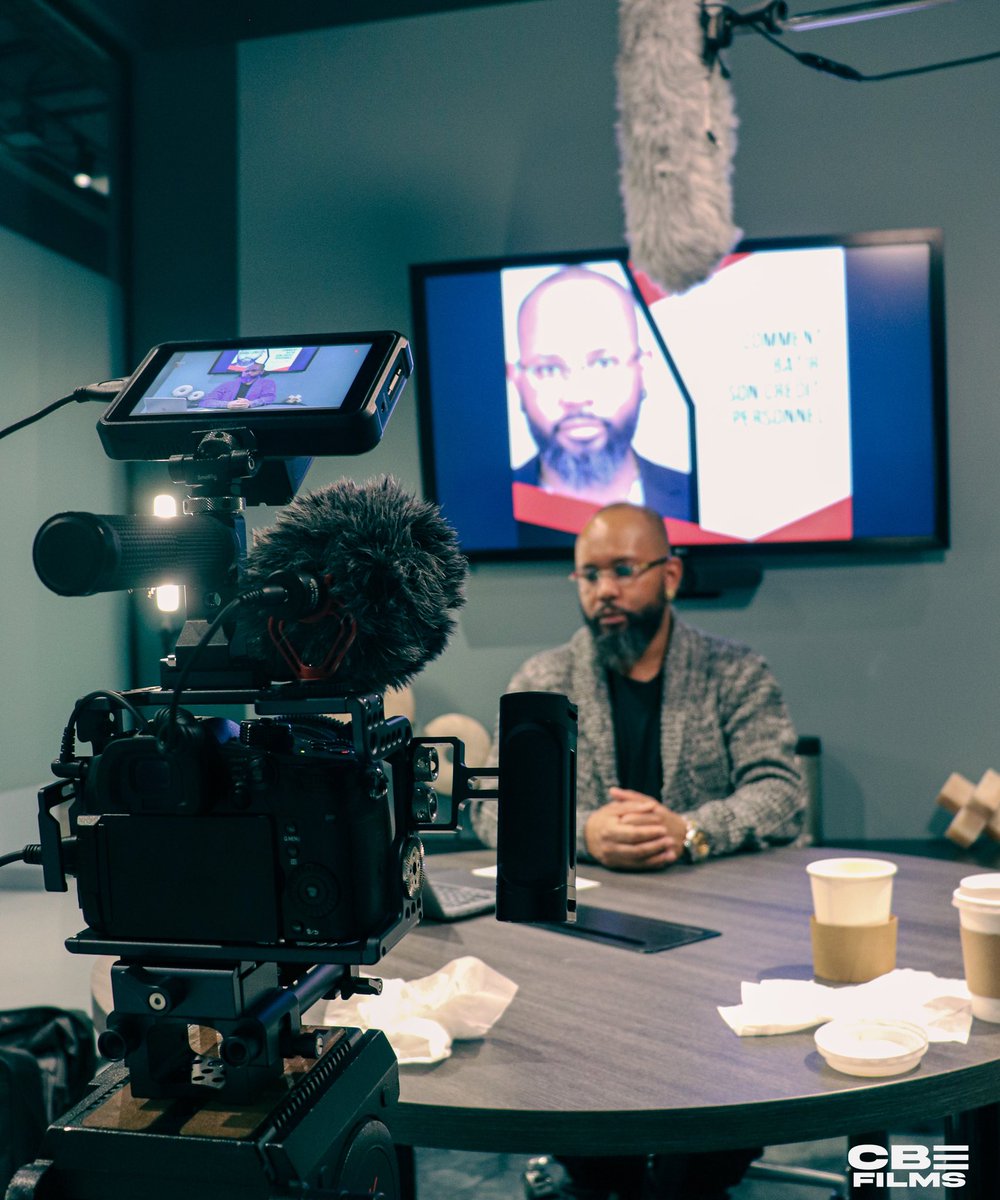 cbefilmsinc's tweet photo. Comment bâtir son crédit? 

Que vous souhaitez acheter une maison, débuter une 
entreprise, ou améliorer votre situation financière,

cette formation en ligne peut vous aider à y parvenir. 

#finance #conseilfinancier #corporatifmontreal #cbefilms #productionvideo https://t.co/vb40prRHr8