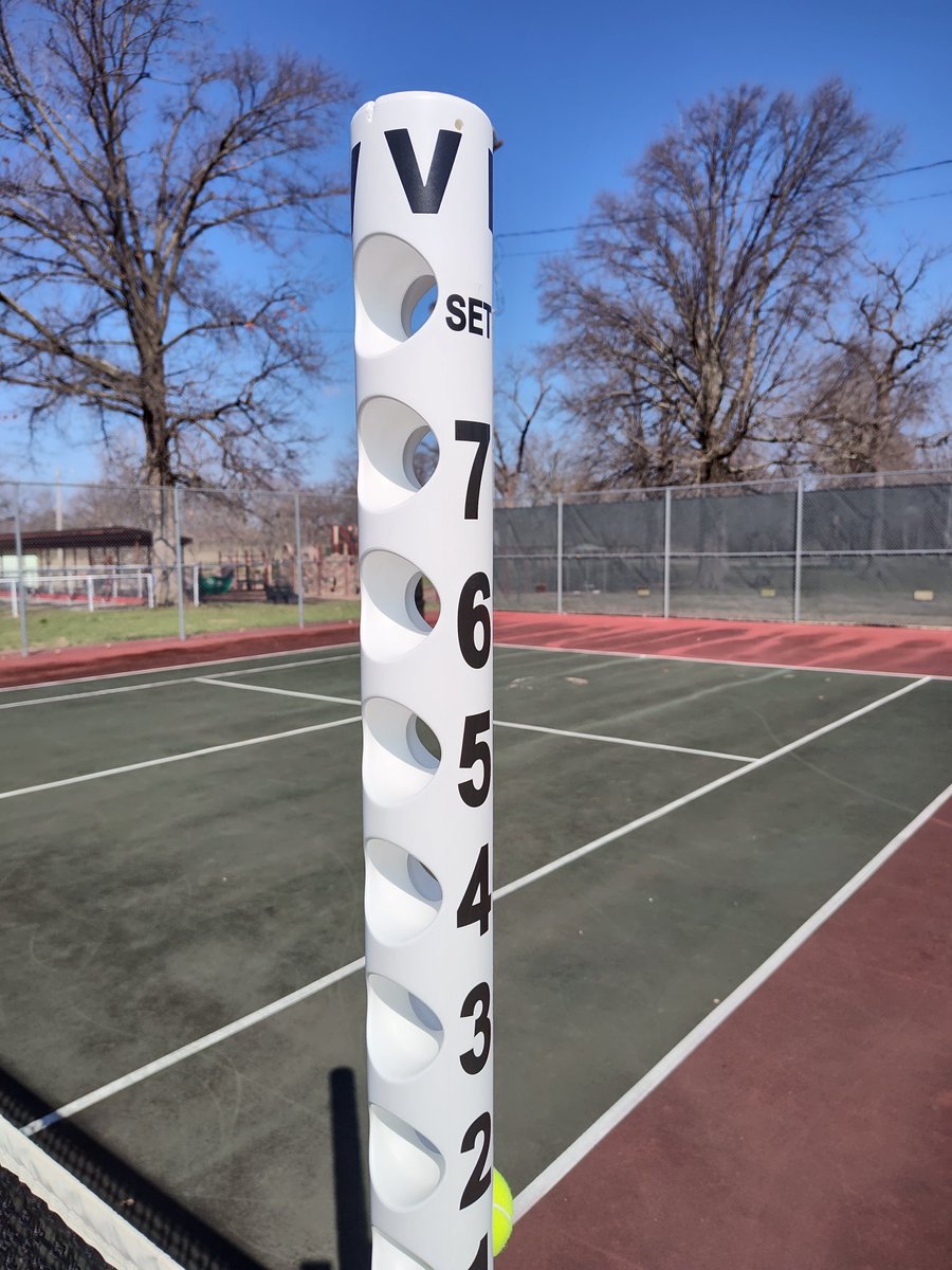 SCWarriorTennis's tweet photo. Match day at Ottawa University...
#SwordsUo https://t.co/Rz4eufZZkh