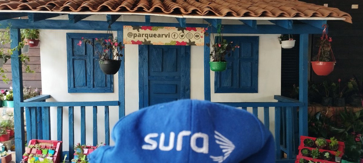 @FundacionSura   #SumandoVoluntades Ayudando a la Pachamama @ParqueArvi