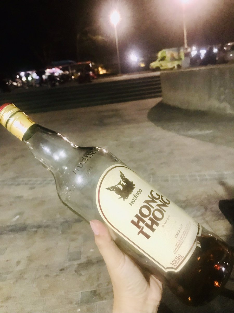 เหล้าหมดแล้วคู่ไหนใจดีจัดเพิ่มมาให้หน่อย เทอพร้อมเราก็พร้อมชน🍻🥂🍹#คู่แท้ #คู่แท้ไม่แลก #คู่แท้สงขลา #คู่แท้หาดใหญ่