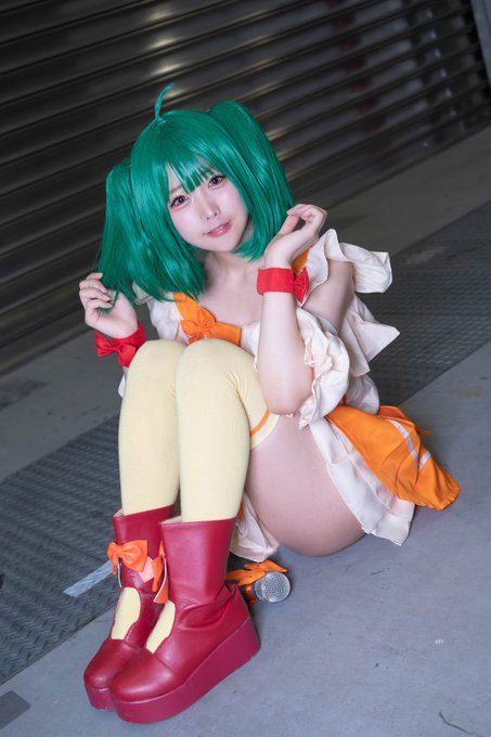 Twitterのコスプレ画像15