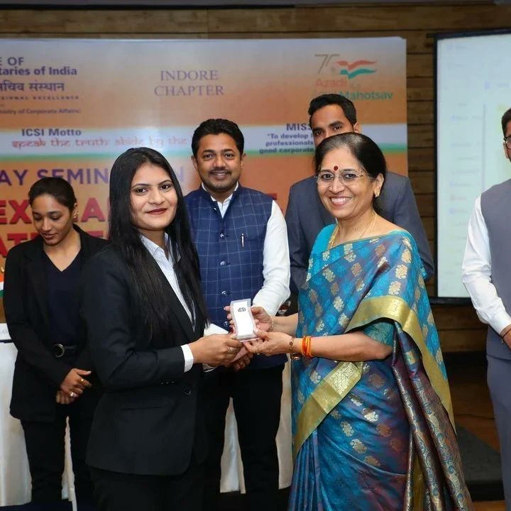 Deepak Parekh Salary Deepak Parekh Salary