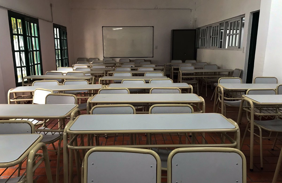 PablocDescalzo's tweet photo. Ultimando detalles. En el Centro Regional Universitario, un sueño que logramos con muchísimo esfuerzo y trabajo. ❤️💪🏻 https://t.co/tw5boHo5TZ