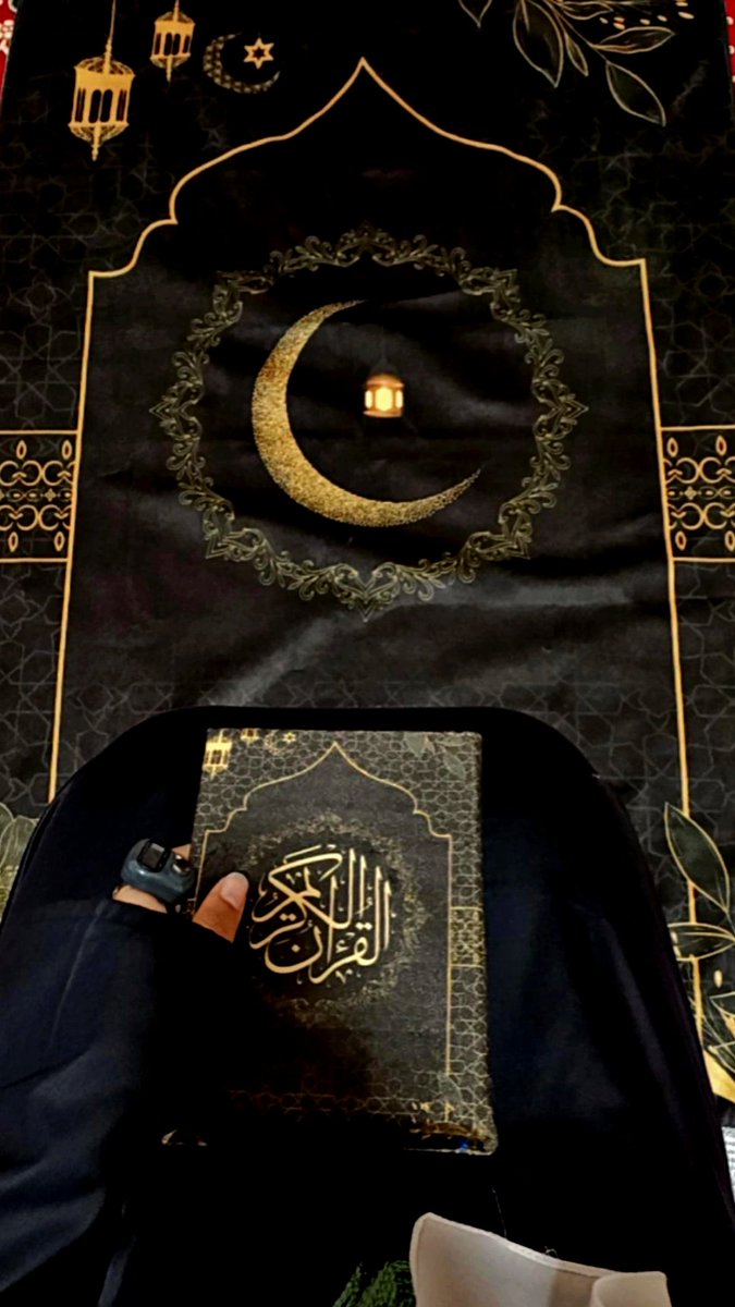 ﴿ وَاصْبِرْ لِحُكْمِ رَبِّكَ فَإِنَّكَ بِأَعْيُنِنَا ۖ وَسَبِّحْ بِحَمْدِ رَبِّكَ حِينَ تَقُومُ﴾