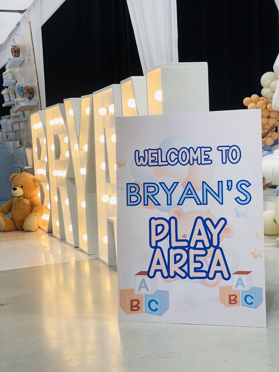 LeratoMasalesa's tweet photo. We do kiddies theme birthday party 🐻💙🎠

Contact us for decor and all your events planning 📲076 071 7834/082 376 0144.
We based in Pretoria 📍 https://t.co/6zP3XcT8Kc