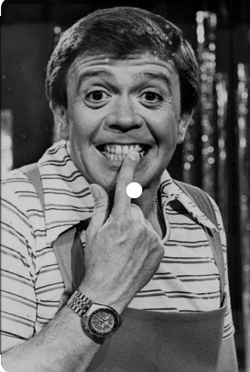 OpcionesPeri's tweet photo. Falleció 😭el "amigo de todos los niños" Descanse en Paz 🕊️ Xavier López "Chabelo" 🙏nuestras condolencias a sus familias y amigos...Ahora realizará sus "catafixias" 😂en el cielo junto a Ignacio López Tarso 🌹y Rebeca Jones 🌹 https://t.co/2dexW9kuIW