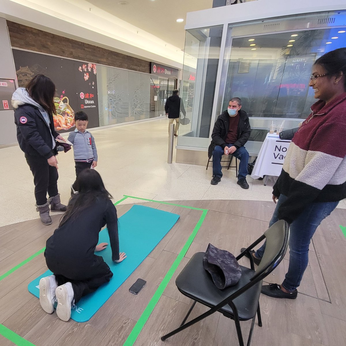 NorthScarbTO's tweet photo. Join us for the Kids' Fitness Challenge today @Bridlewood_Mall. Lots of prizes and giveaways! https://t.co/oYIfPc7hew