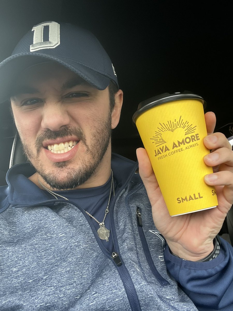 SoonerStehle's tweet photo. Thanks for the suggestion @GabeIkard as this @LovesTravelStop #javaamore is the best for long road trips! #Boomer @OK_Breakdown https://t.co/xh5rVrGWEt