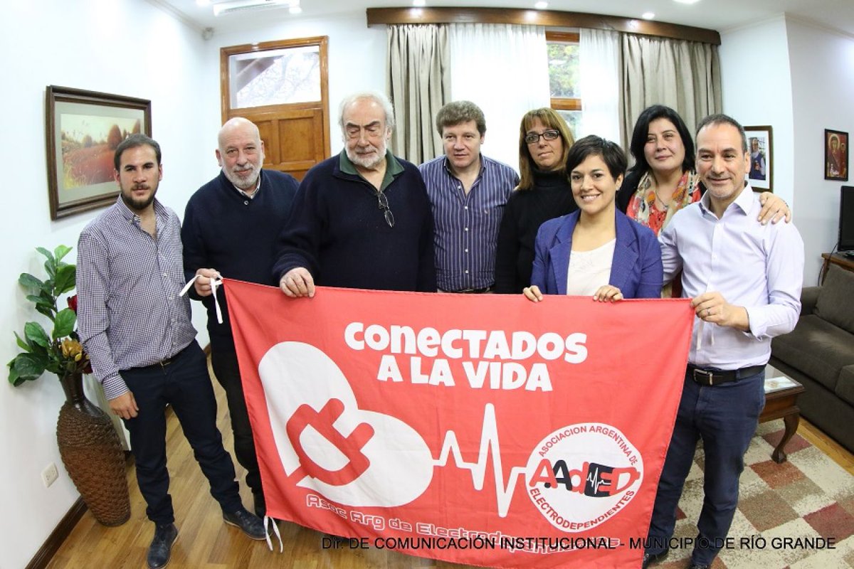 MoisesSolorza's tweet image. #CFEE Se aprobó el financiamiento de la compra, adquisición y montaje de los equipos para Electrodependientes de nuestra Provincia (52) por un monto de más de 64 Millones de pesos cumpliendo con cada uno de las y los vecinos. @mstefanizzi @monica_urquiza  @gustavomelella