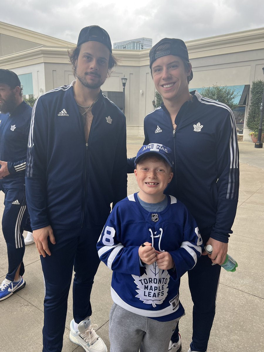 Thanks <a href="/AM34/">Auston Matthews</a>  and <a href="/Marner93/">Mitchell Marner</a> for taking the time to stop and say hello.  He will never forget this day!  Go Leafs go!