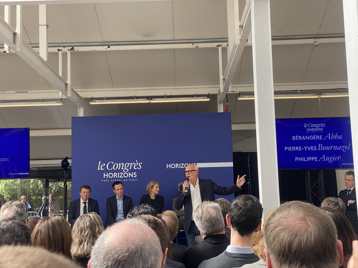 XtofMolin's tweet photo. 1er #CongresHorizons avec de l’enthousiasme et de l’envie ! Des lignes claires et notamment des priorités pour notre école et l’adaptation au changement climatique @EPhilippe_LH @b_abba @PAugier @pybournazel @cestrosi @ChristopheBechu @agnesfirmin https://t.co/TrK8qK9t0O