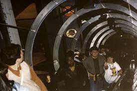 LeeKirton77's tweet photo. Alien Wars Trocadero, the best live action experience I have ever had. Every weekend I would go with friends knowing the script, the fact they planted a person to be taken by the Alien in the lift. The whole thing was amazing. #AlienWars #trocadero https://t.co/bJ01GuBryl