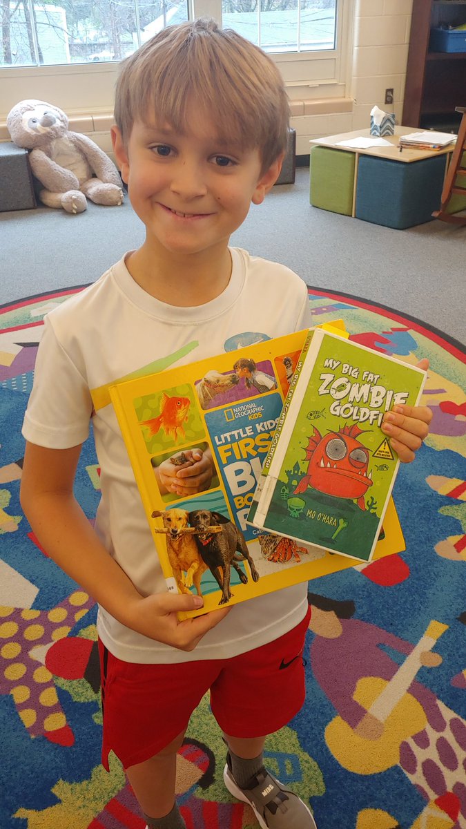 inbloomlibrary's tweet photo. Pairing fiction and nonfiction/informational books! Fun in the Bloom Library! @BloomRocksNonfiction
@BloomBulldogs @JCPS_LMS https://t.co/NcqVPUBmHl