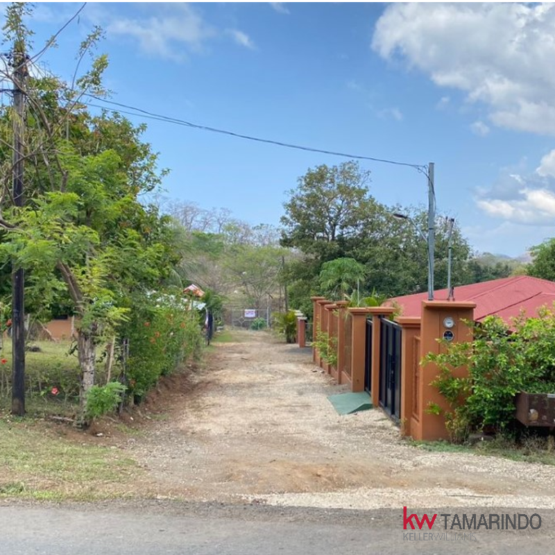 myrealtybutler's tweet photo. 🚨 Don't miss out on this opportunity! Fire sale lot in Huacas, just minutes away from beautiful beaches and top-rated schools. 🌴🏫 Contact us today for more information. #Huacas #firesale #development #beaches #schools https://t.co/pBgkiI6xpG