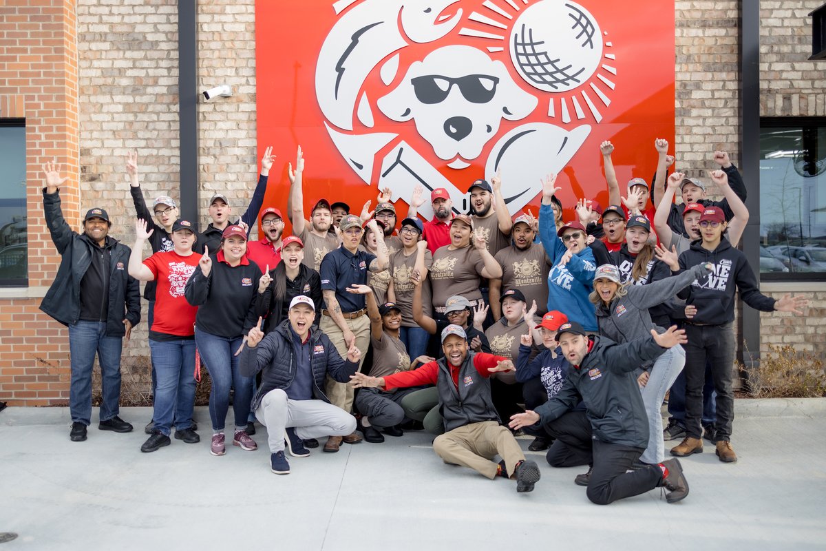 Raising Cane's on Twitter "HELLOOOO 700 Restaurants! Our Restaurant