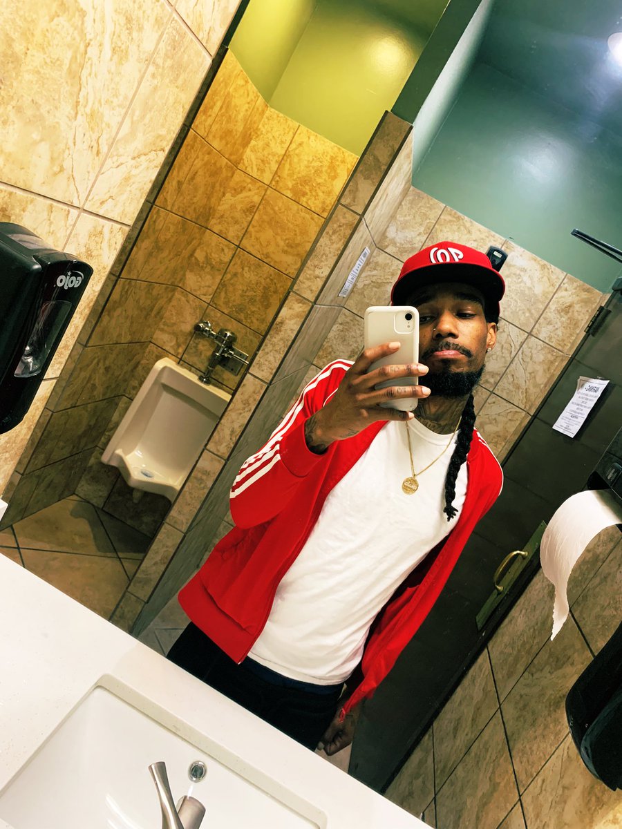 LilFvck69's tweet photo. ♈️ https://t.co/PBgJiCmBWI