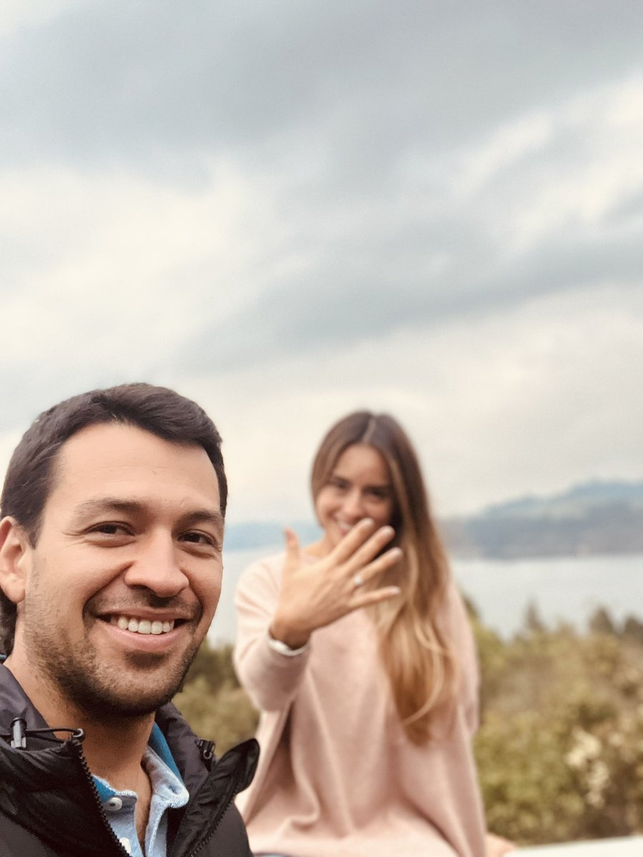 karolinalopezv's tweet photo. Llegaste a completar mi vida y hoy es un Si, para siempre. Que afortunada soy de tenerte, no solo eres el mejor hombre, eres un ser humano increíble. Te amo vida! Eres todo lo que un día pedí! ♥️ https://t.co/eG35zIlgXf