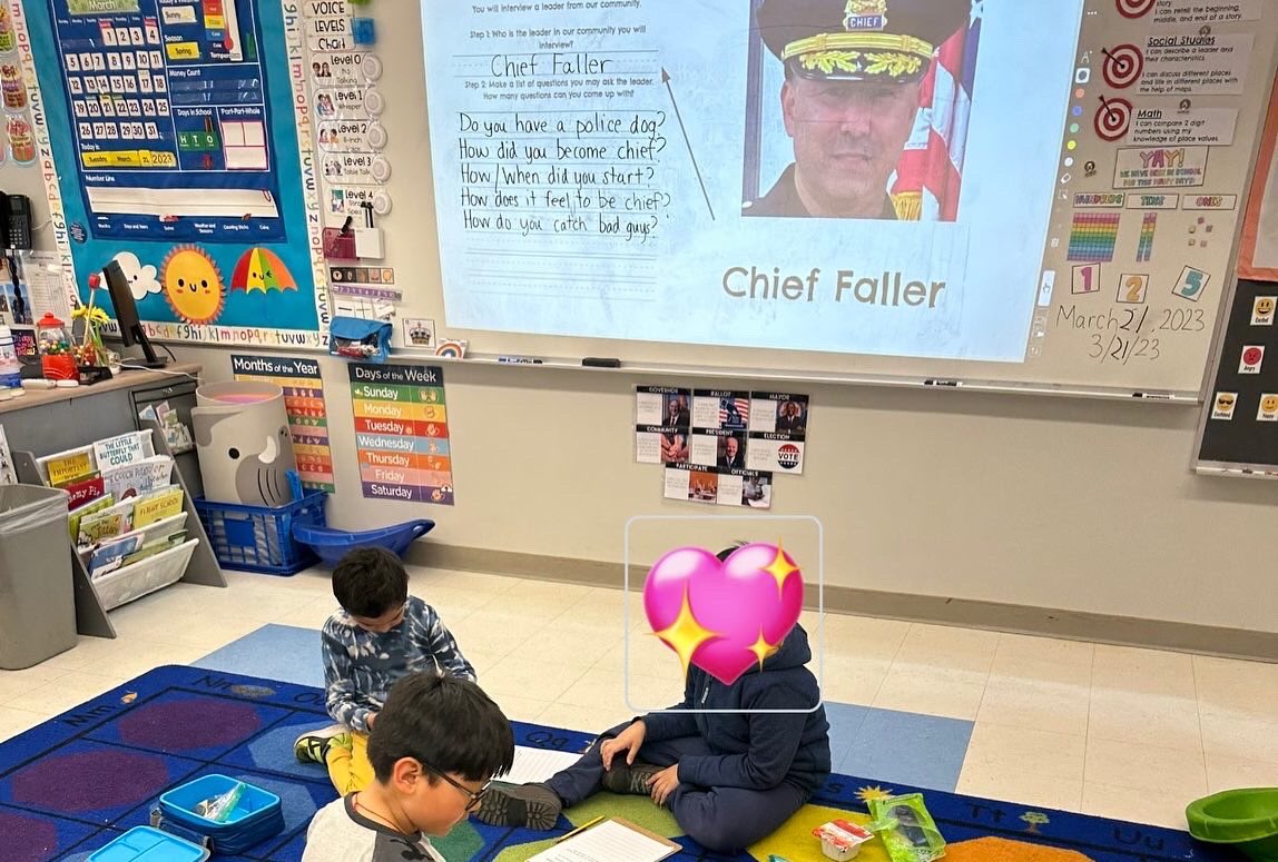 Thank you @molly_waitt and the amazing group of first grade students at The Roosevelt for having Chief Faller be part of “Take Action: Leadership Interview!” #communitypolicing #futureleaders #mentor #rolemodel #melrosepolice #rooseveltschool #melrosepublicschools <a href="/CityofMelrose/">City of Melrose</a>