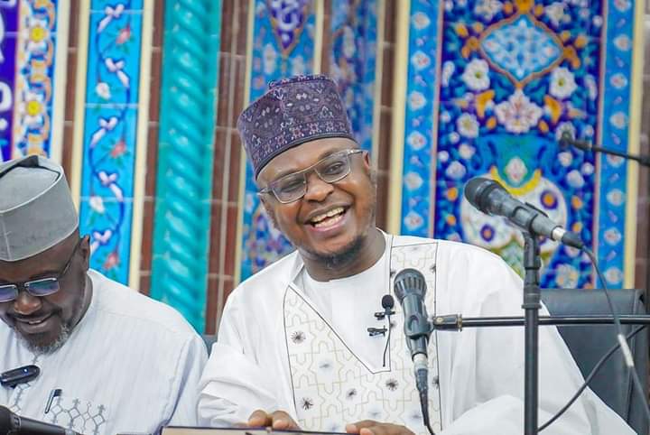 Rtcomrdyusufmus's tweet photo. #Ramadanclock💌Smile is act of Sadaqah https://t.co/PwJZz0JgfT