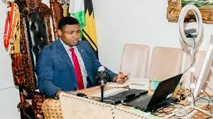 Daboos0's tweet photo. Onye na achi Mazi Simon Ekpa, onu na ekwulu IPOB okwu na uwa nine ochi ka ihere ga eme!!!
Ihere ga eme ha eeeeh! Onye na achi ya ochi ka ihere ga eme!🎤🦅🦾
#BiafraLiberation &amp; #MNKFreedom he is fighting for, tooth &amp; nail🎤 &amp; we are all in it with him! We move! On God`s 🦾 https://t.co/e56BvXVxcb
